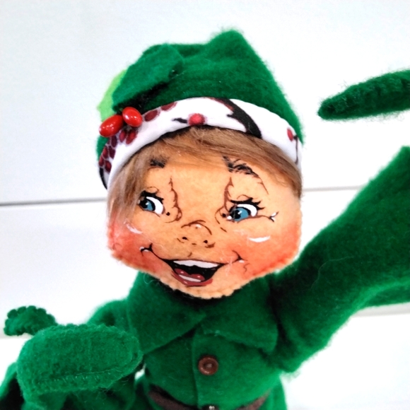 Annalee 10" Green Elf - Picture 5 of 6